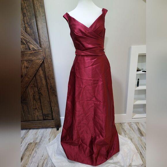 ALFRED SUNG Off-The-Shoulder Satin Gown NWT size 8-R Burgundy - Picture 4 of 6